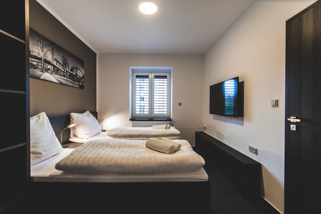 Silesia Residence Ostrava Exteriör bild A typical room at the hotel